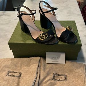 Gucci marmont leather GG block heel sandals— black size 37